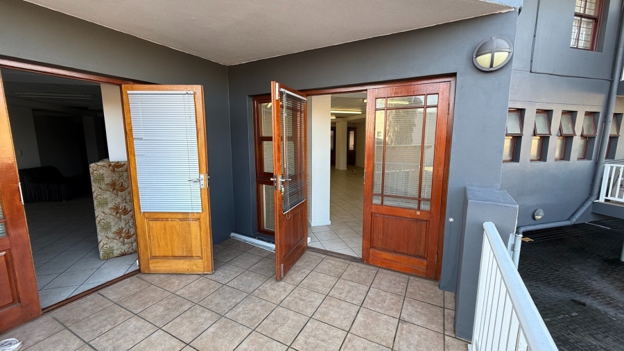 To Let commercial Property for Rent in Knysna Central Western Cape
